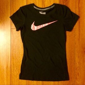 Nike t-shirt